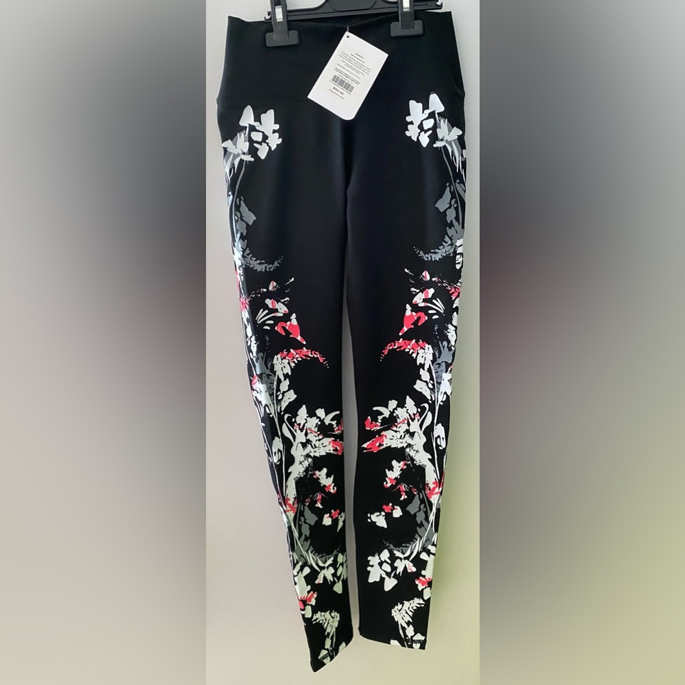 Fabletics leggings XS (2-4) New with Tags